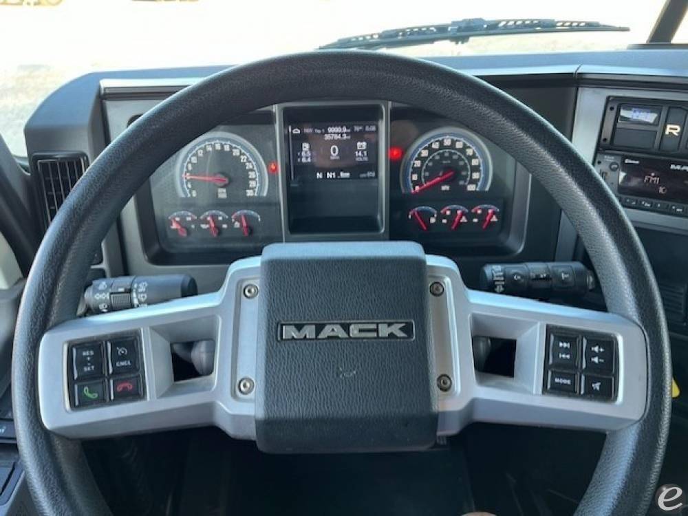 2024 Mack GRANITE 64FR