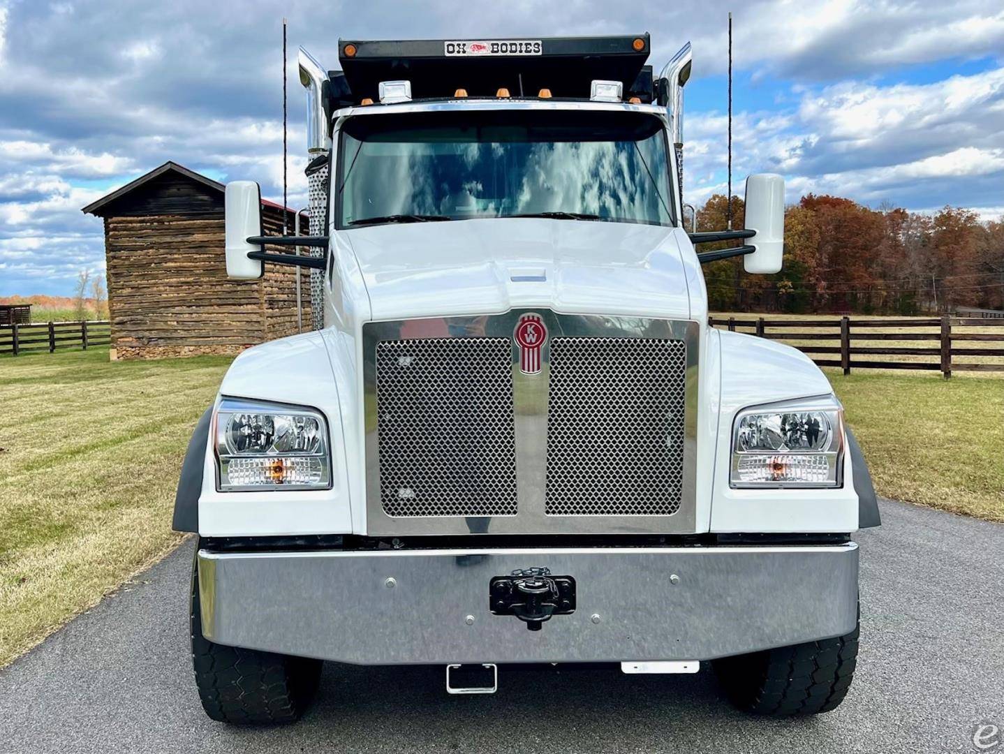 2023 Kenworth T880S