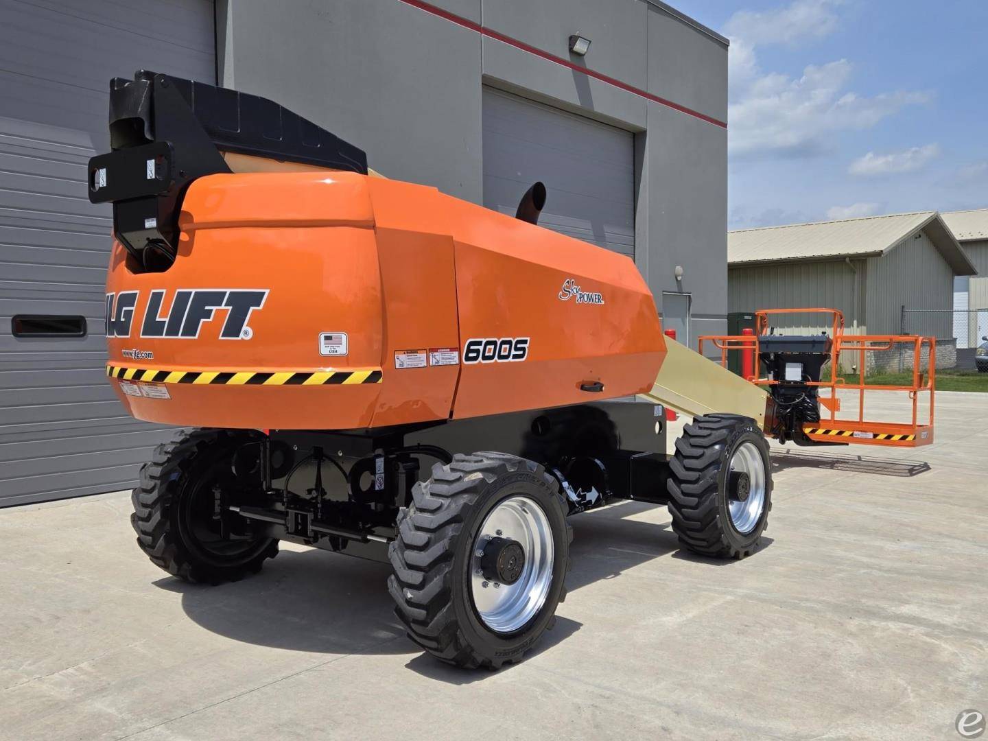 2014 JLG 600S