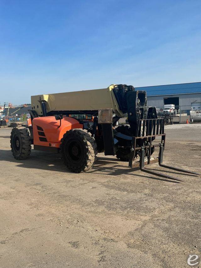 2015 JLG G10-55A