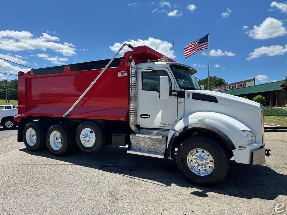 2017 Kenworth T880