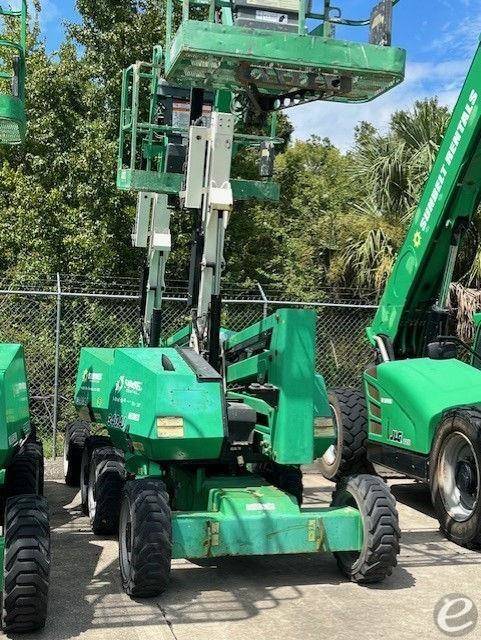 2015 JLG 340AJ