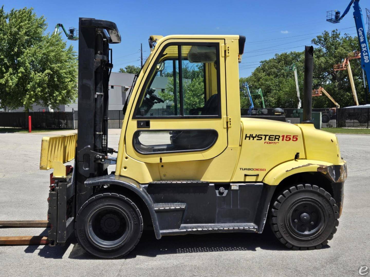 2018 Hyster H155FT Pneumatic Tire Forklift - 123Forklift