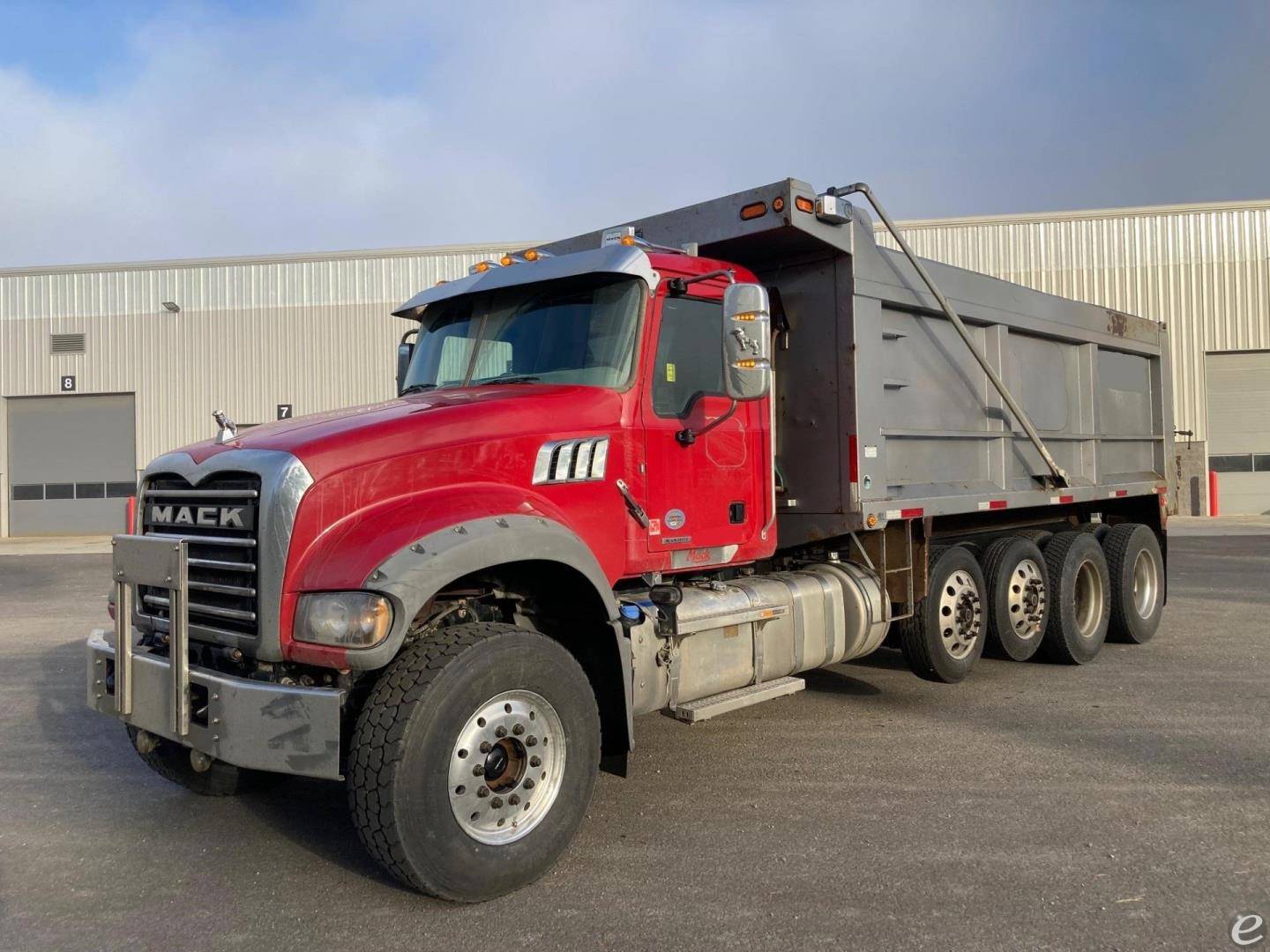 2019 Mack GRANITE 64FR