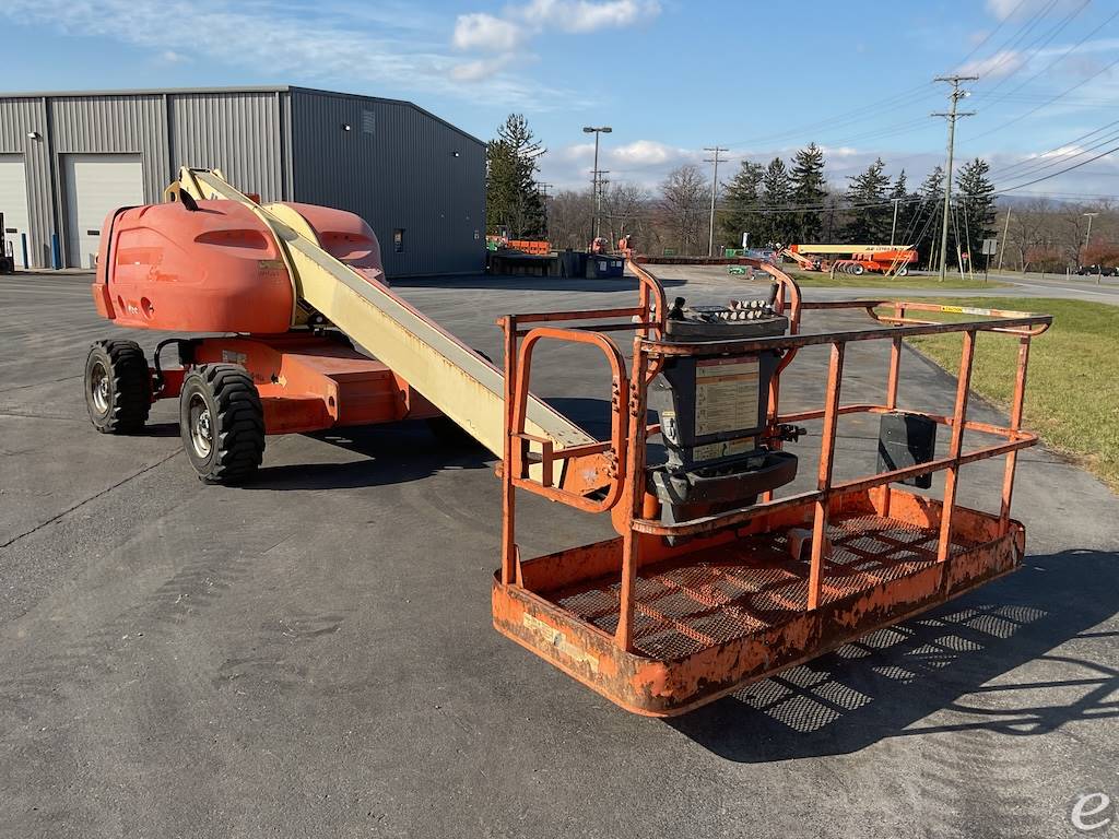 2012 JLG 400S