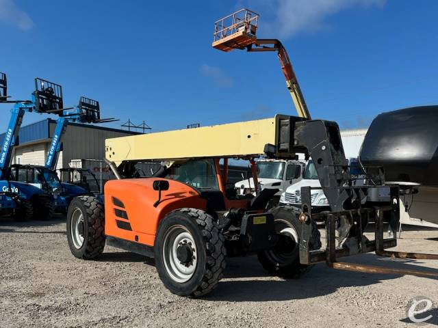 2014 JLG G6-42A