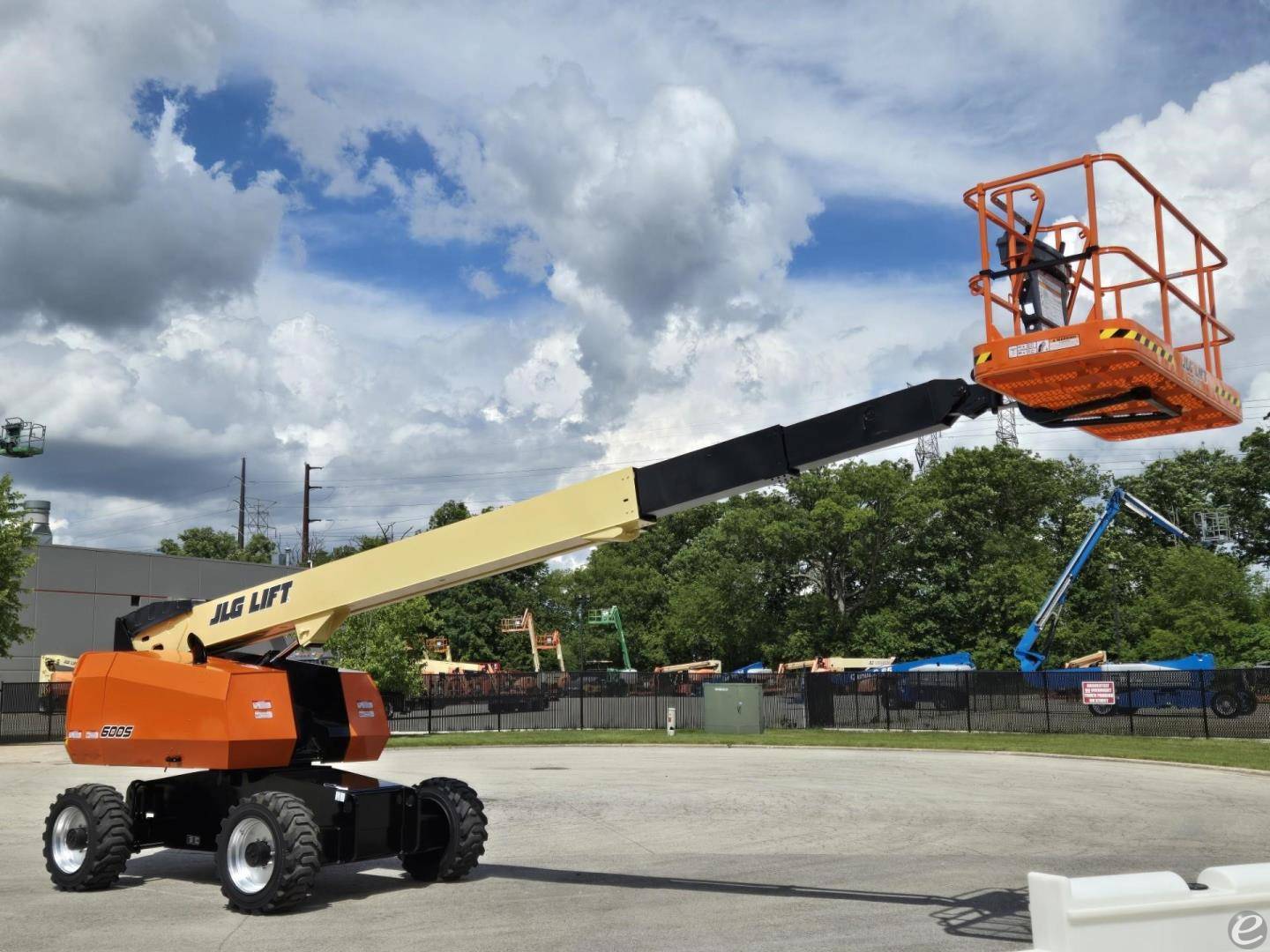 2013 JLG 600S