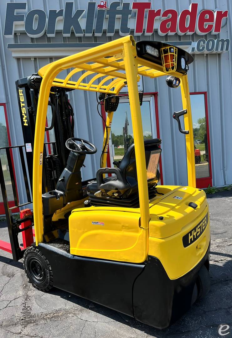 2016 Hyster J30XNT