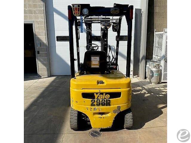 2017 Yale ERP035VF