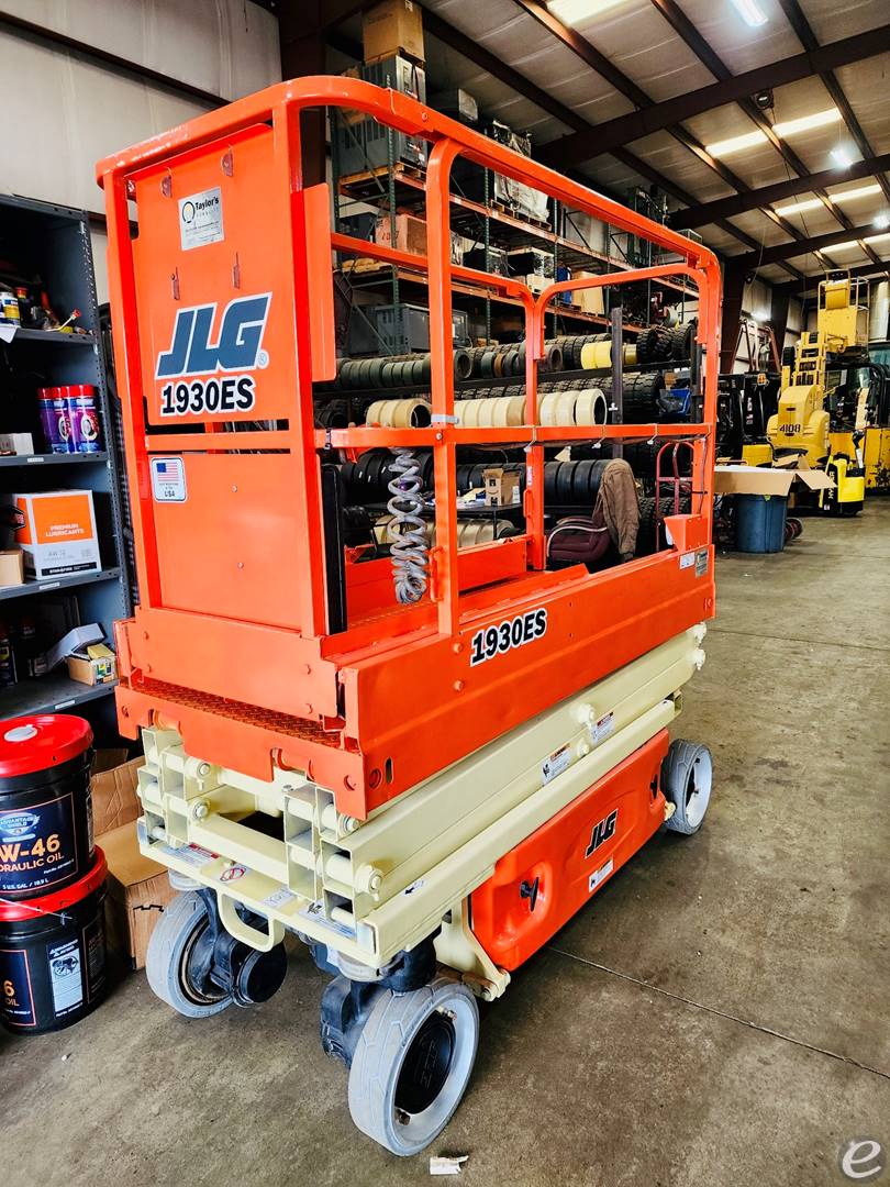 2016 JLG 1930ES