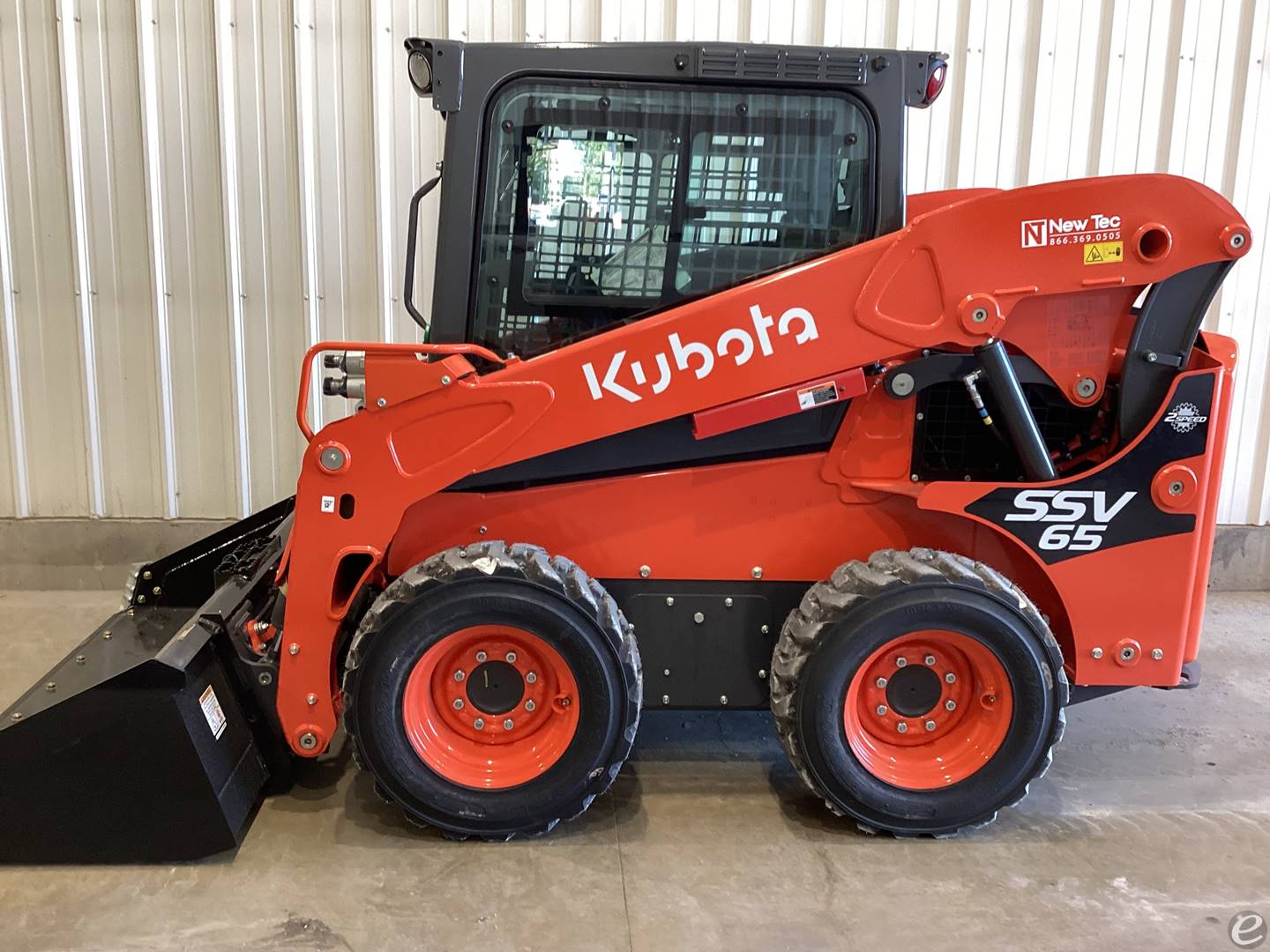 2024 Kubota SSV65PHC