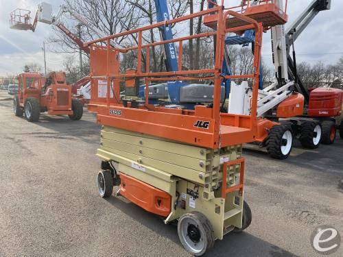 2016 JLG 2632ES