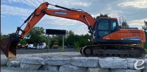 2016 Doosan DX225LC Earth Moving and Construction Forklift - 123Forklift