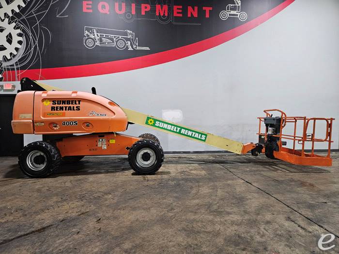 2013 JLG 400S