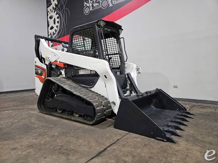 2022 Bobcat T76