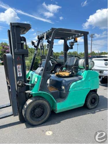 2013 Mitsubishi FG25N Pneumatic Tir...