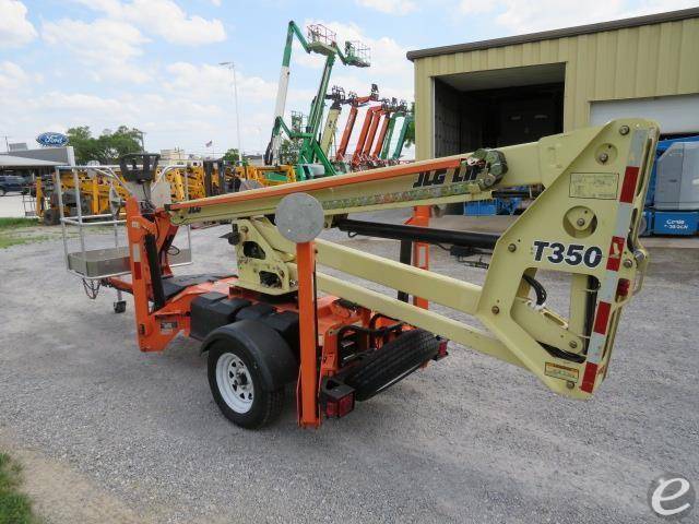 2018 JLG T350