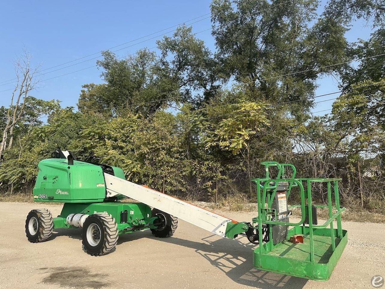 2016 JLG 400S