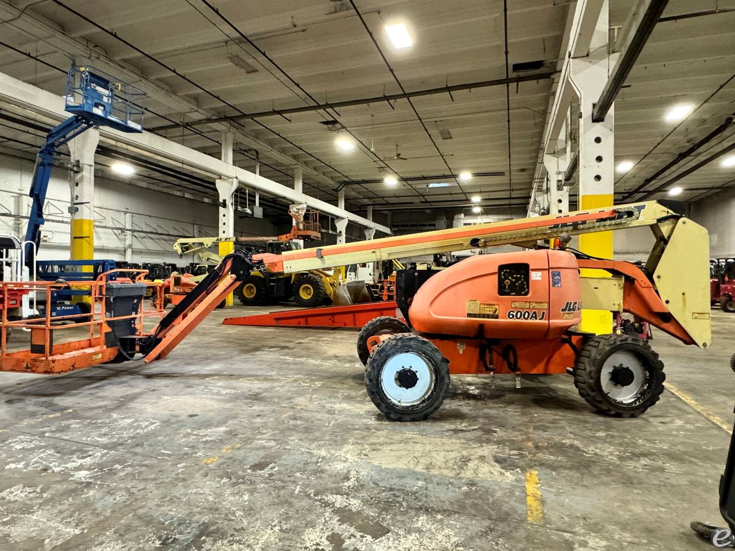 2012 JLG 600AJ