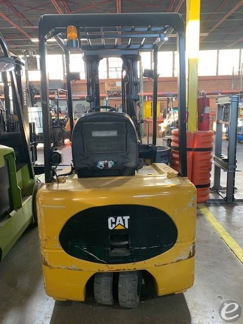 2001 Cat EP20KT