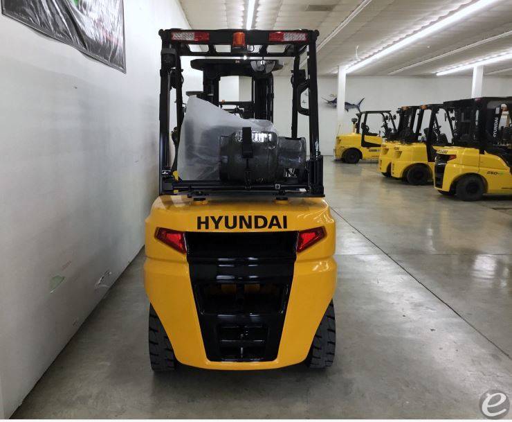 2024 Hyundai 30L-9A