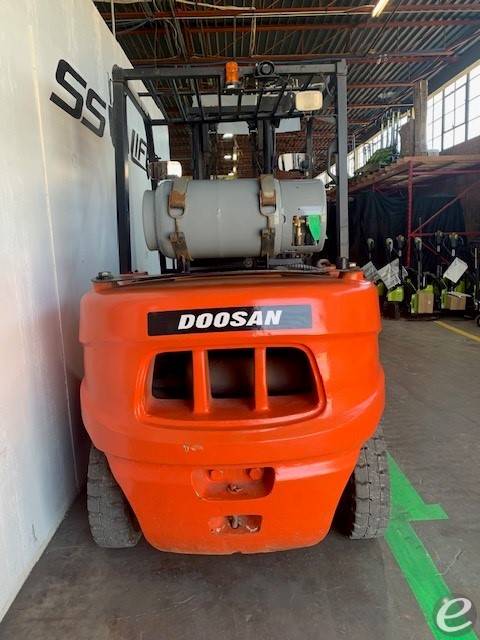 Doosan G45S-5