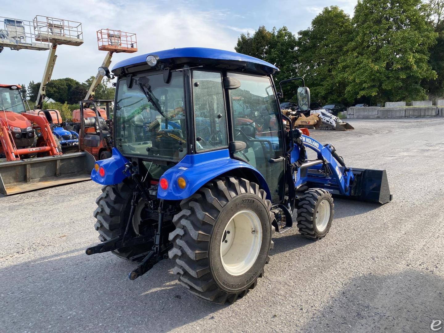 2017 New Holland BOOMER 37