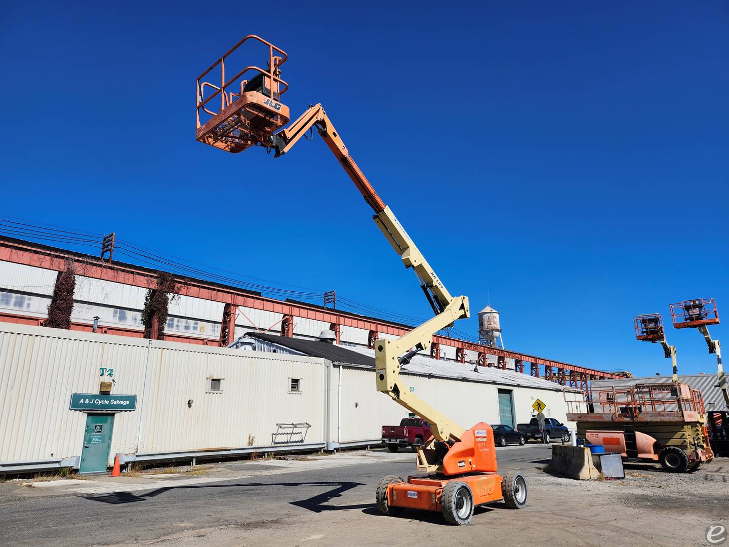 2011 JLG E450AJ