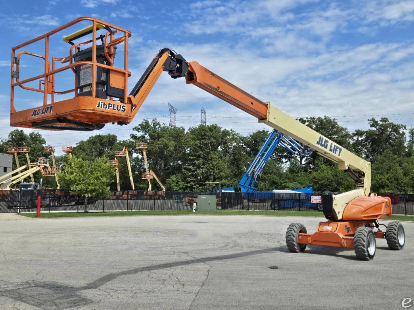 2015 JLG M600JP