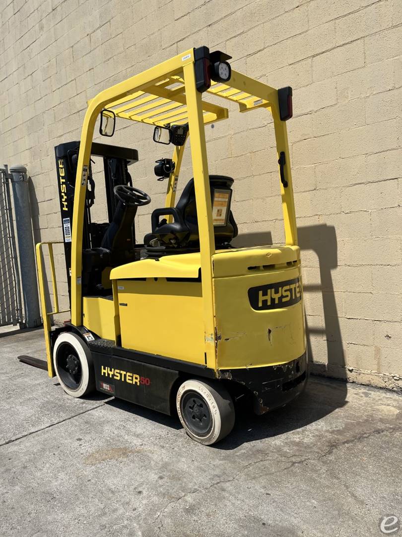 2014 Hyster E50XN-33