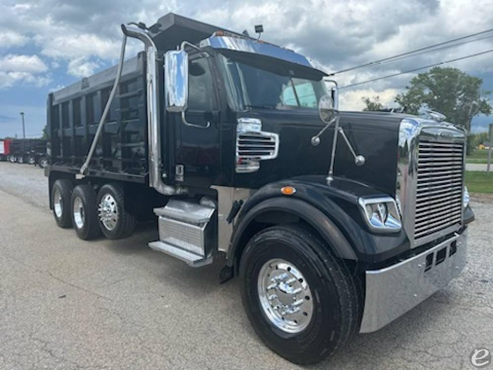 2019 Freightliner 122SD