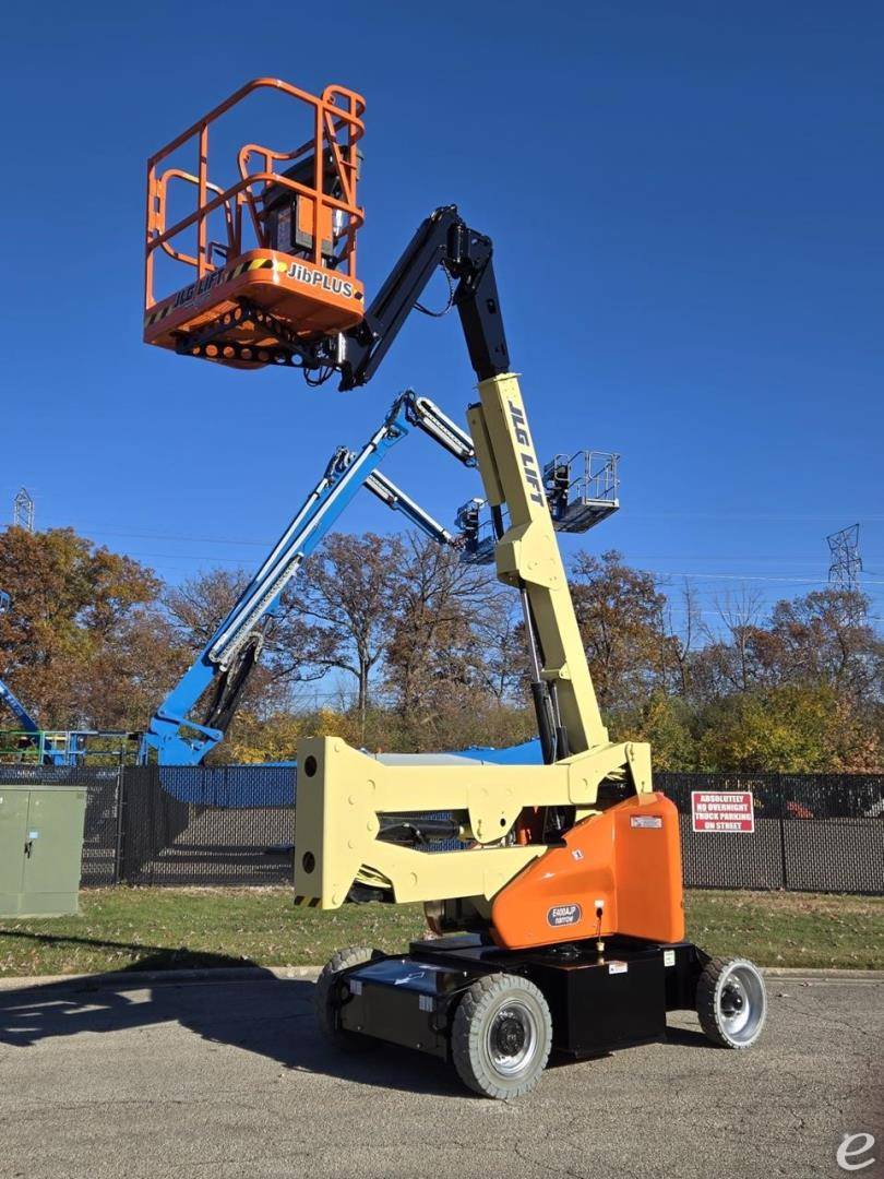 2016 JLG E400AJPN