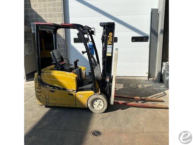 2016 Yale ERP040VT