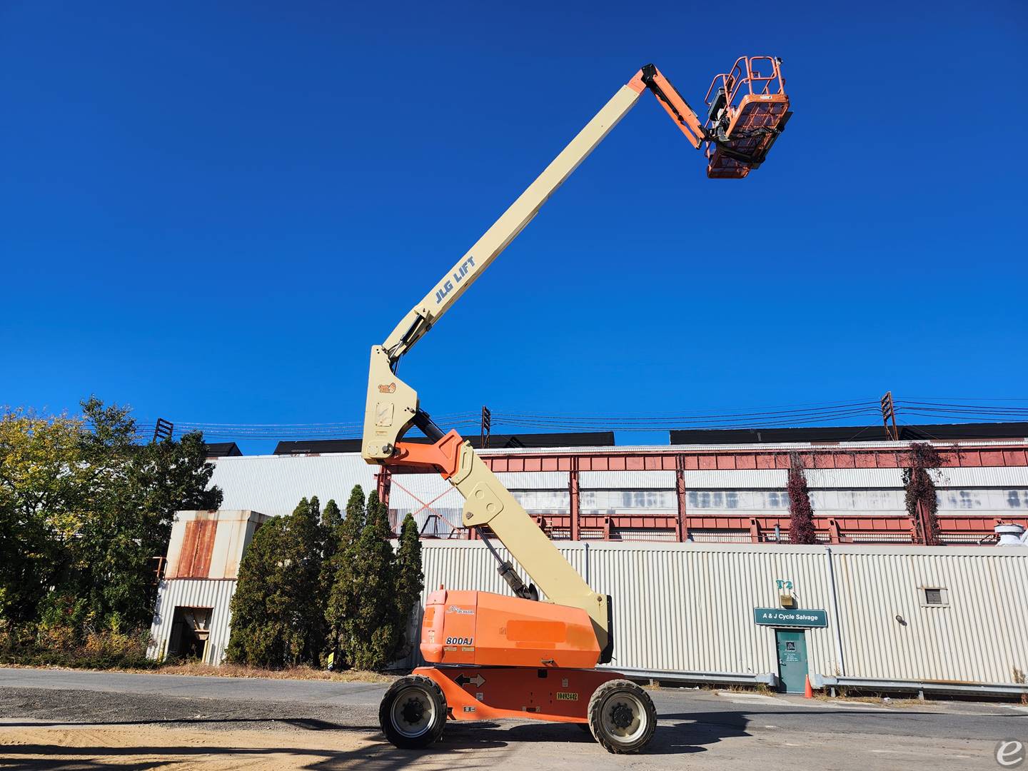 2016 JLG 800AJ