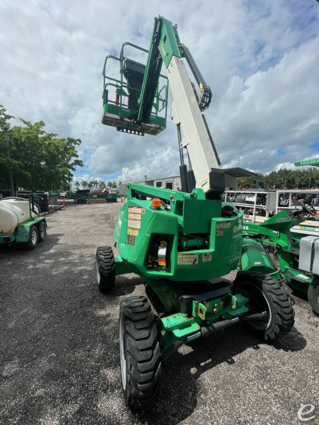 2013 JLG 340AJ