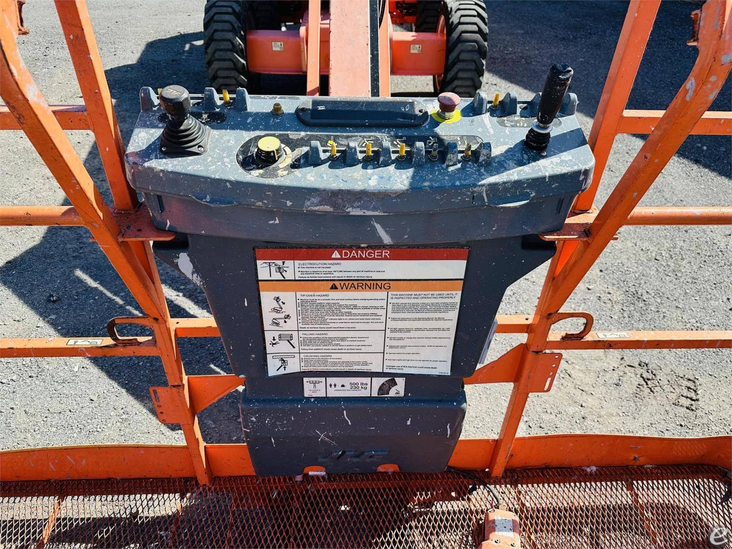 2015 JLG 600AJ