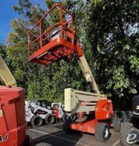 2013 JLG 450AJ