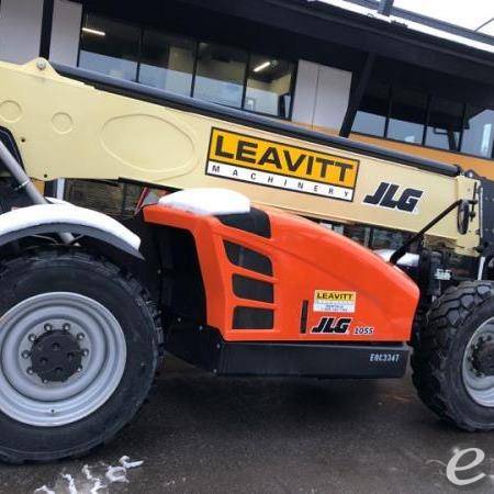 2017 JLG 1055