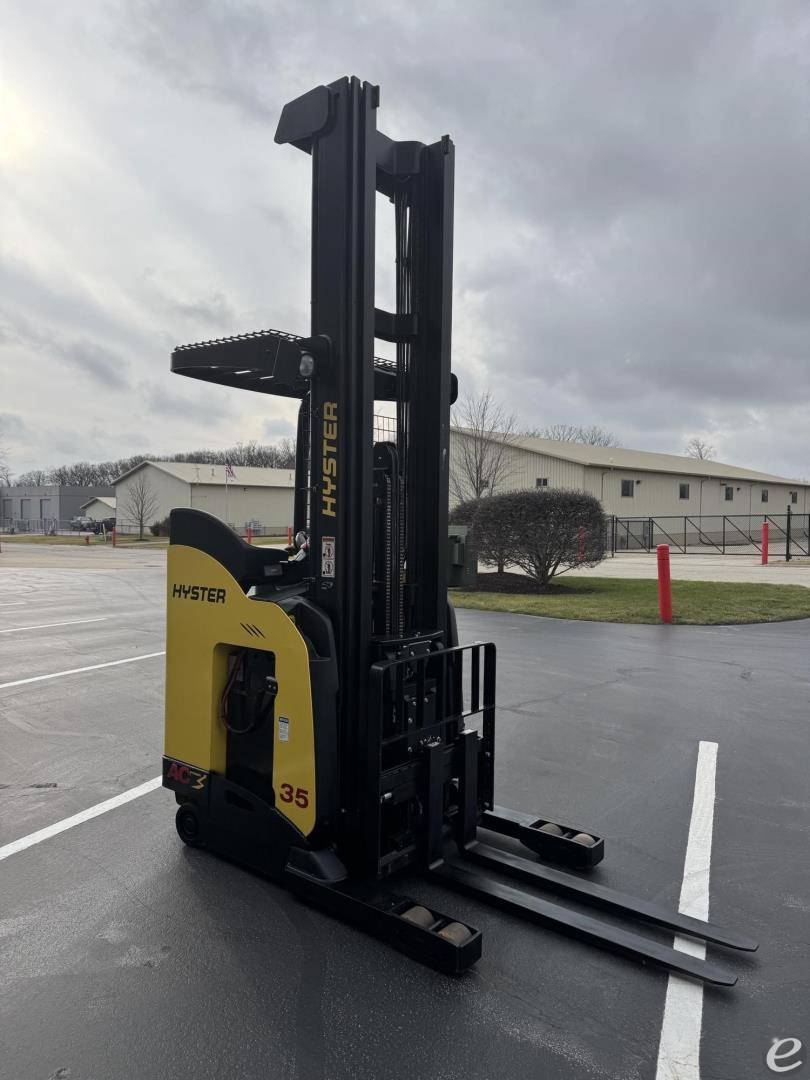 2019 Hyster N35ZR2 Single Reach Reach Truck - 123Forklift