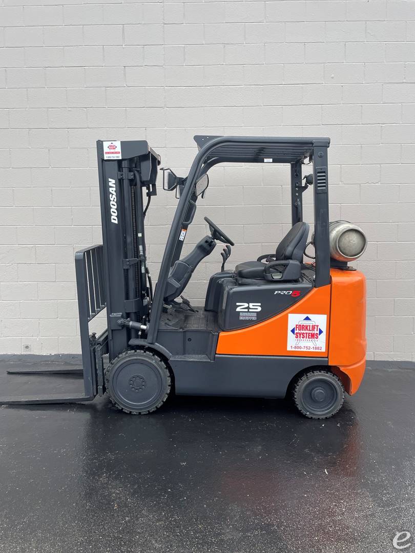 2013 Doosan GC25E-5