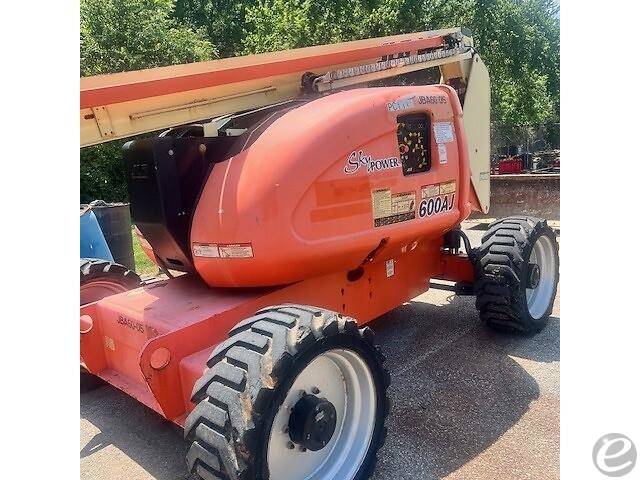 2015 JLG 600AJ