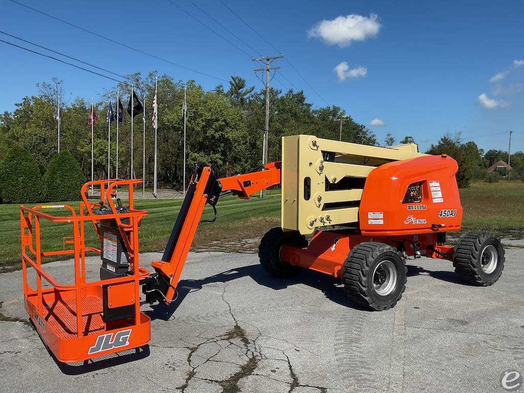 2015 JLG 450AJ