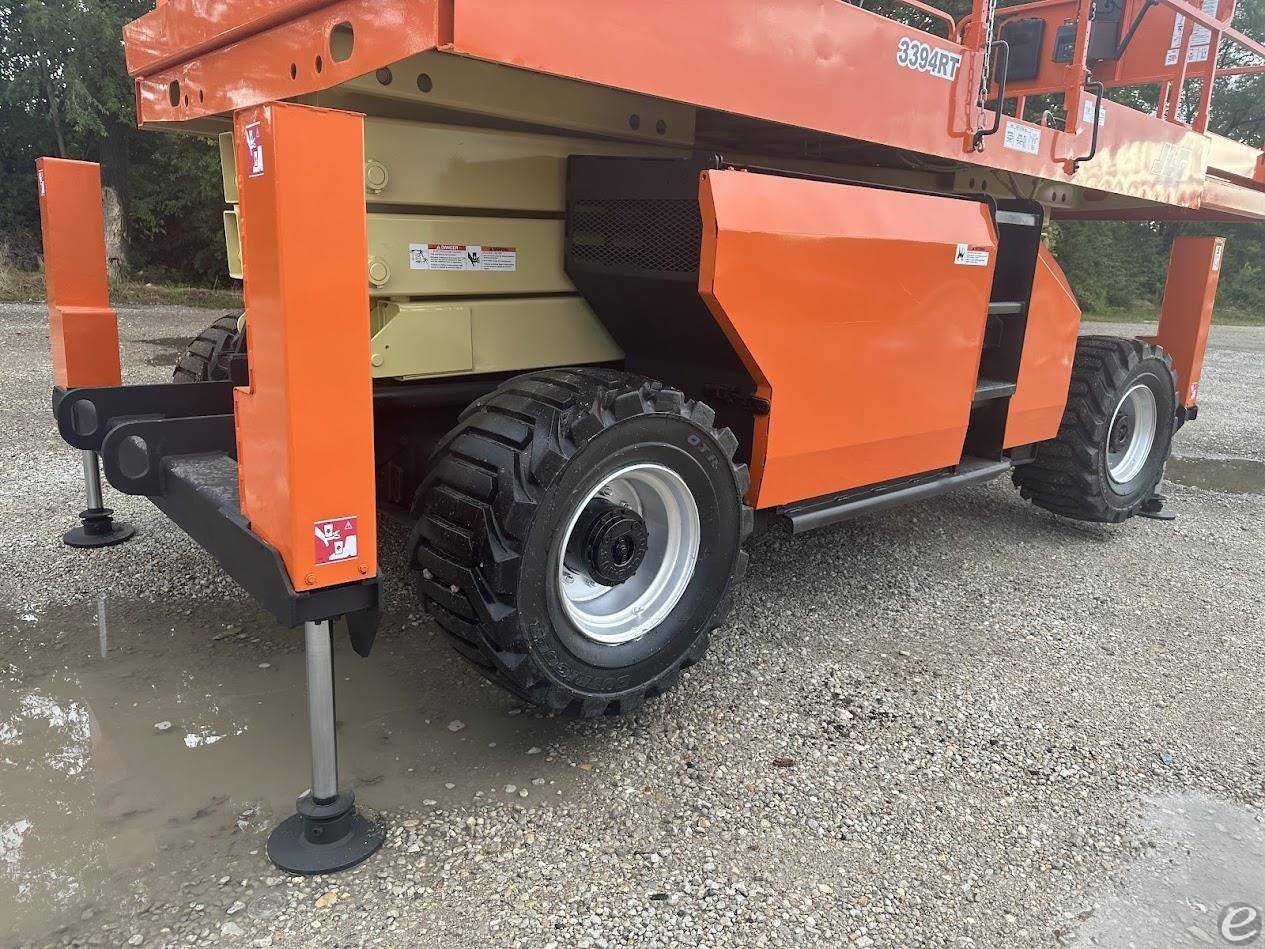 2015 JLG 3394RT