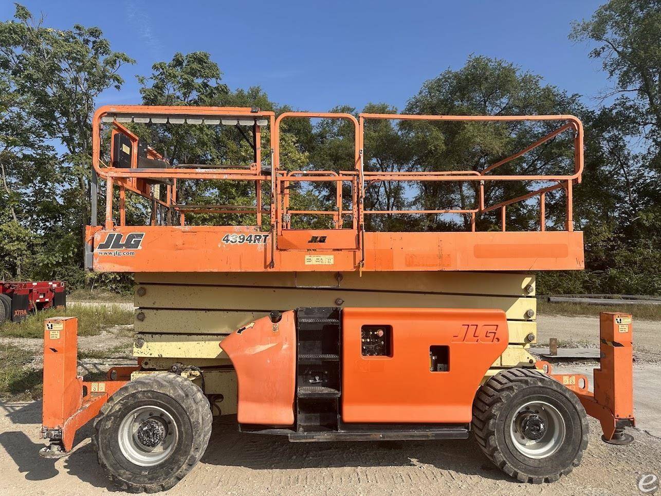 2014 JLG 4394RT