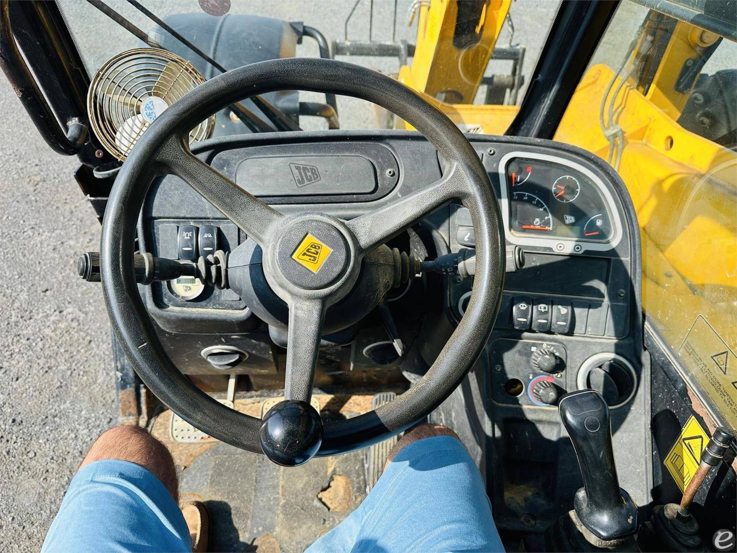 2016 JCB 509-42