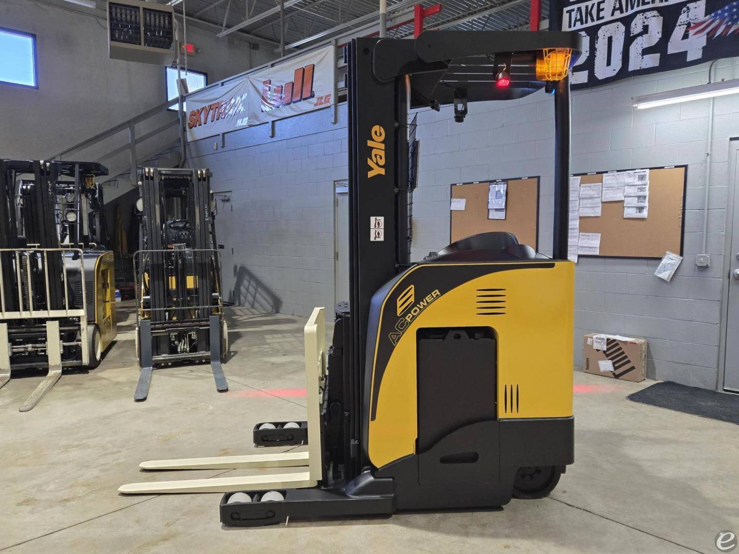 2020 Yale NR045EB Single Reach Reach Truck - 123Forklift