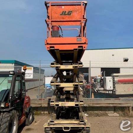 2019 JLG 2646ES