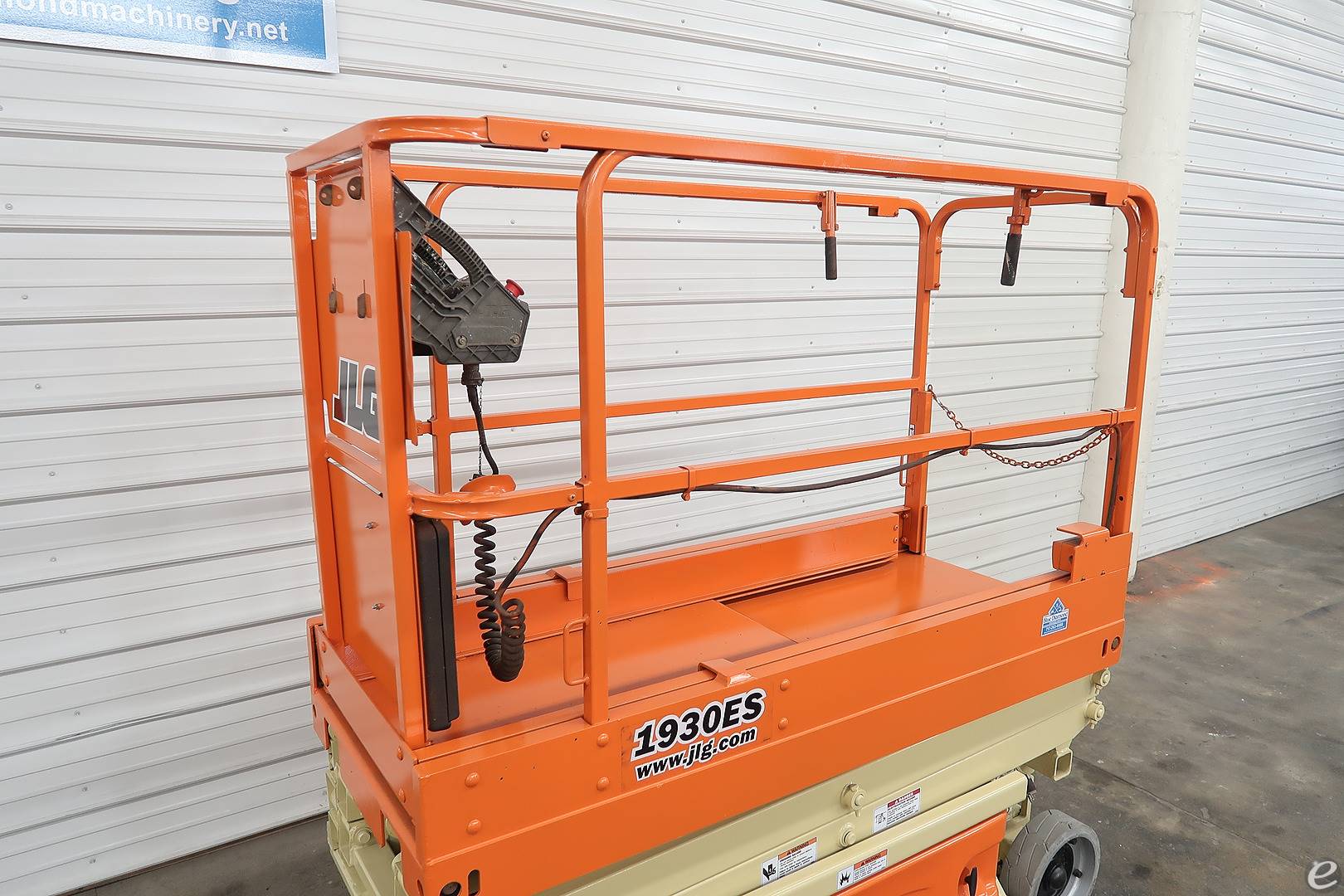 2009 JLG 1930ES