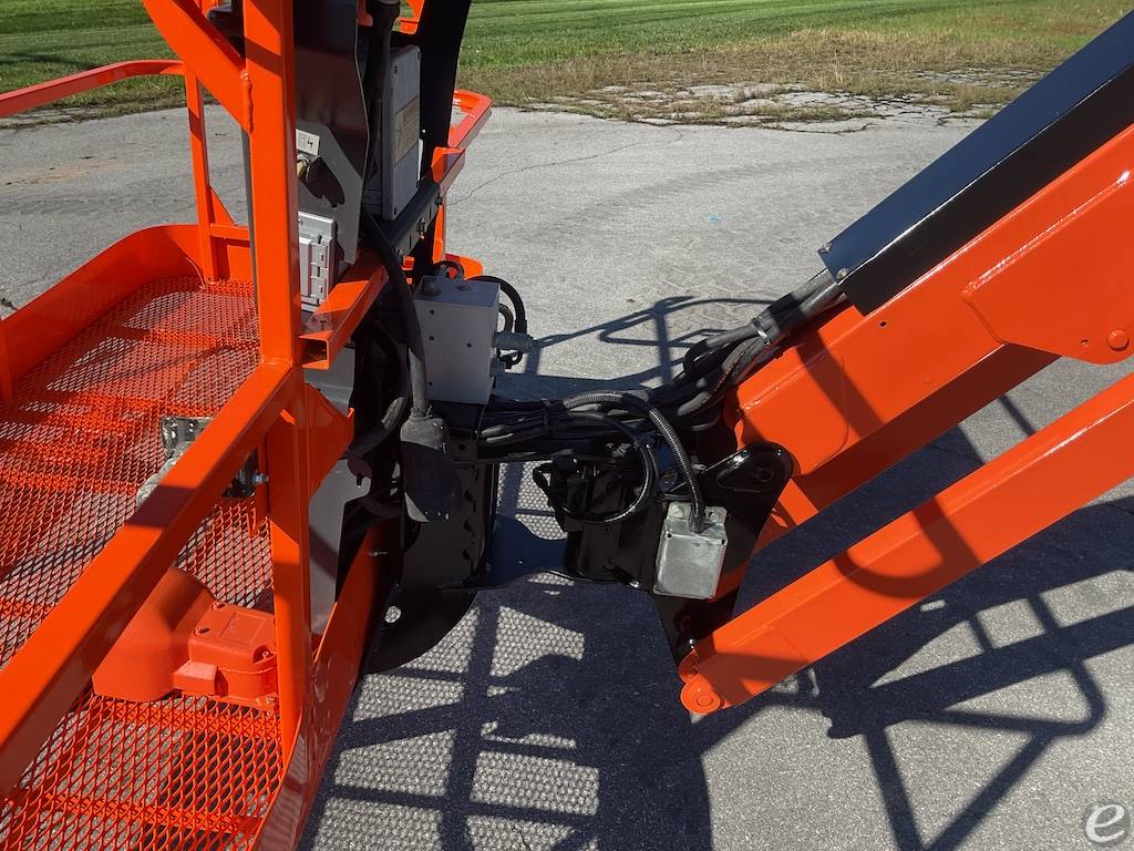 2014 JLG 860SJ