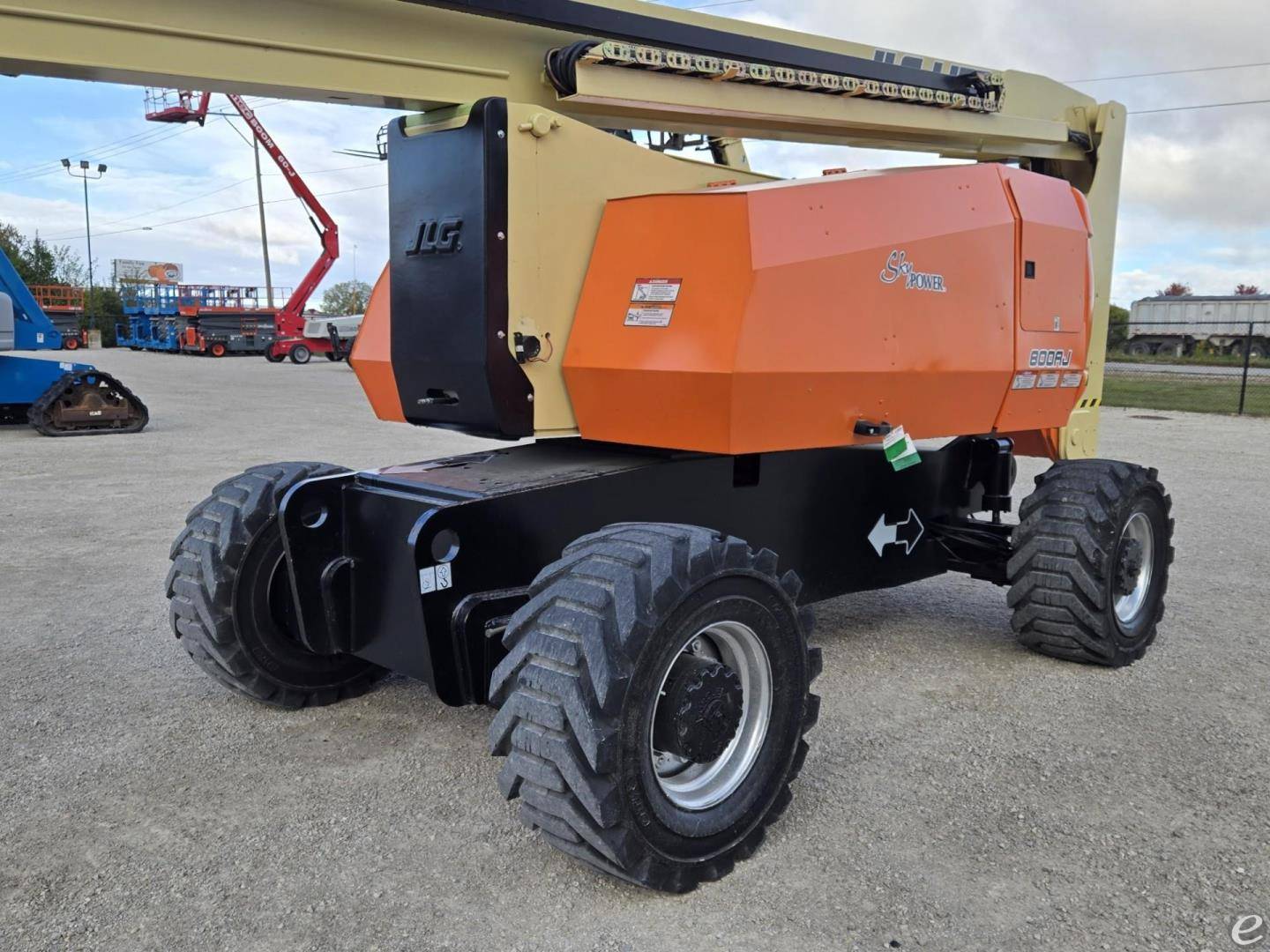 2013 JLG 800AJ